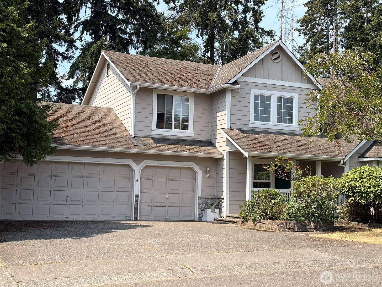5724 Hillpointe Circle