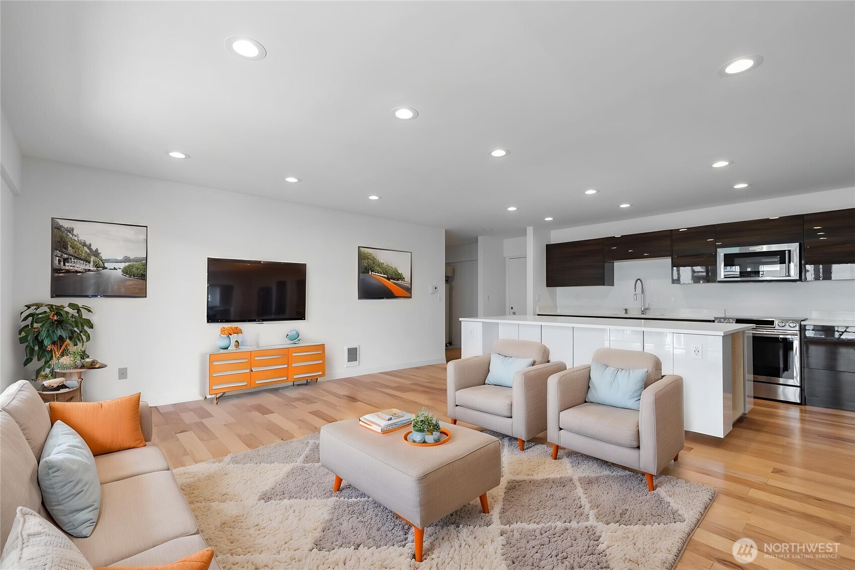 10129 Main Street #306