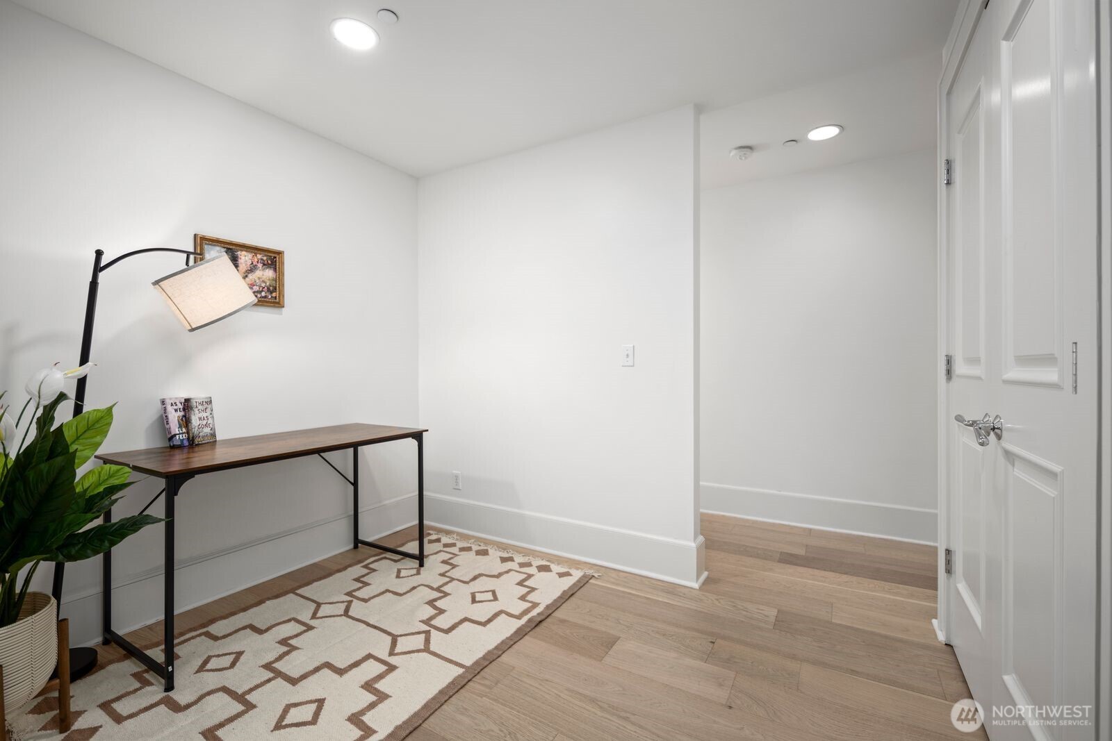 1 Ward Street #3, Seattle, WA 98109, photo 2 of 39