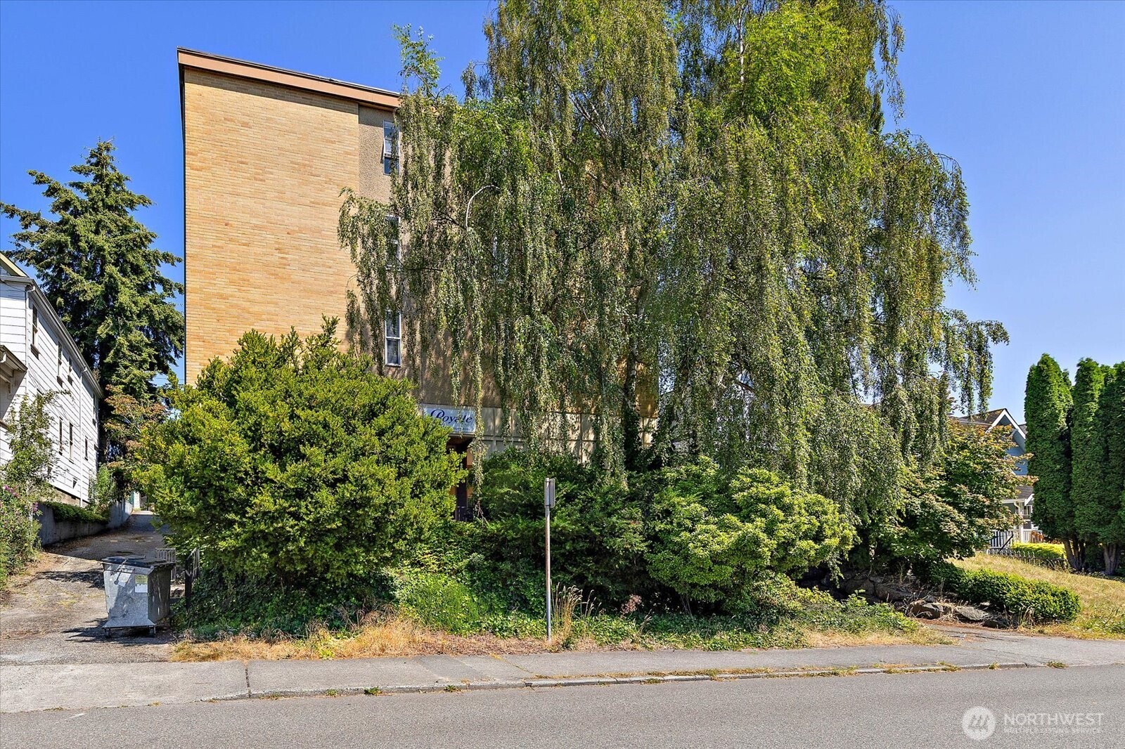 3209 Hoyt Avenue #302