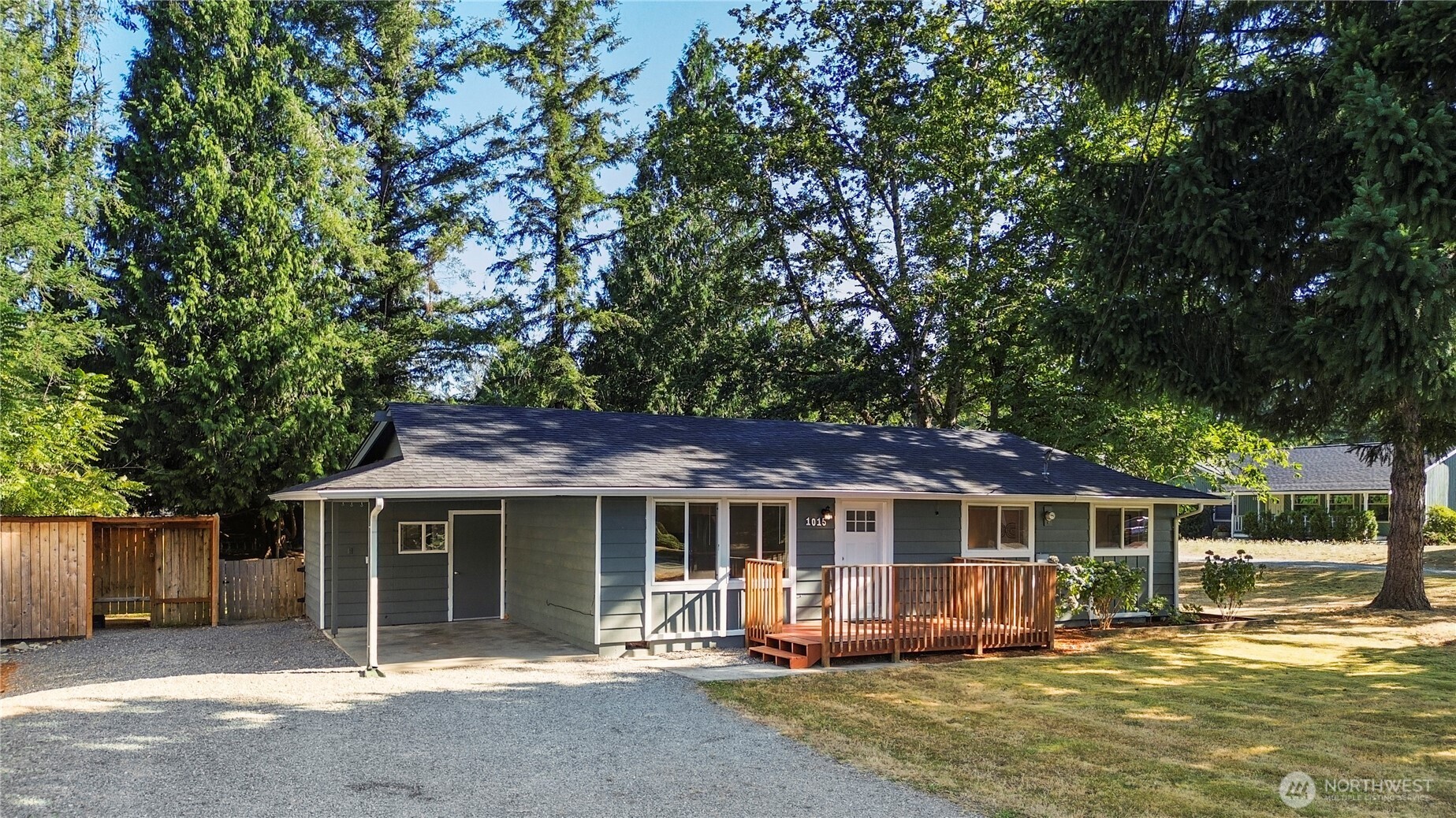 1015 Dyer Road