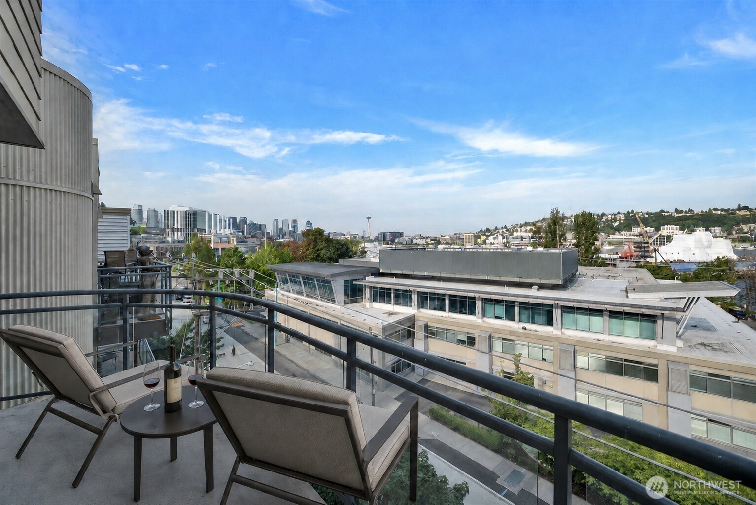 1550 Eastlake Avenue E #503