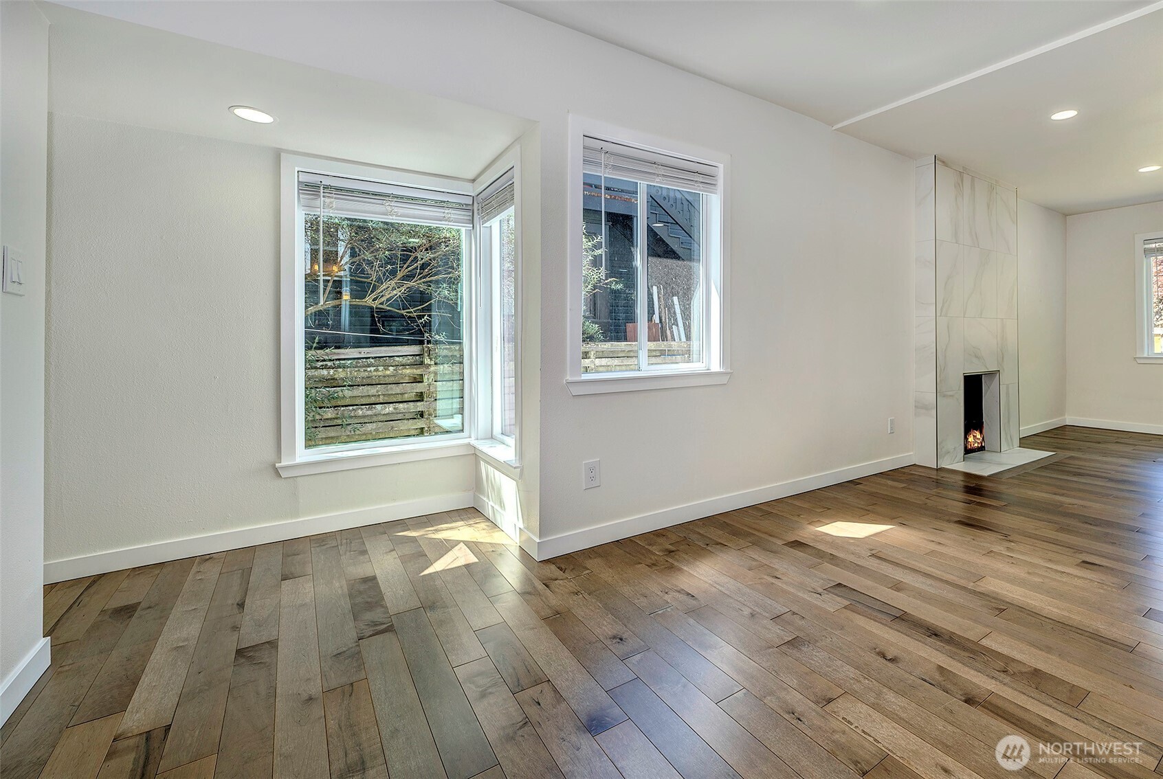 3806 35th Avenue W #Unit 1, Seattle, WA 98199, photo 3 of 19