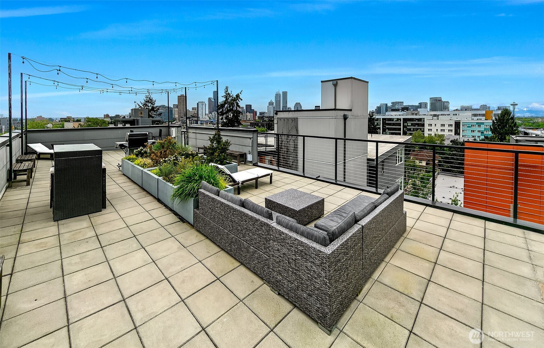 121 12th Avenue E #409