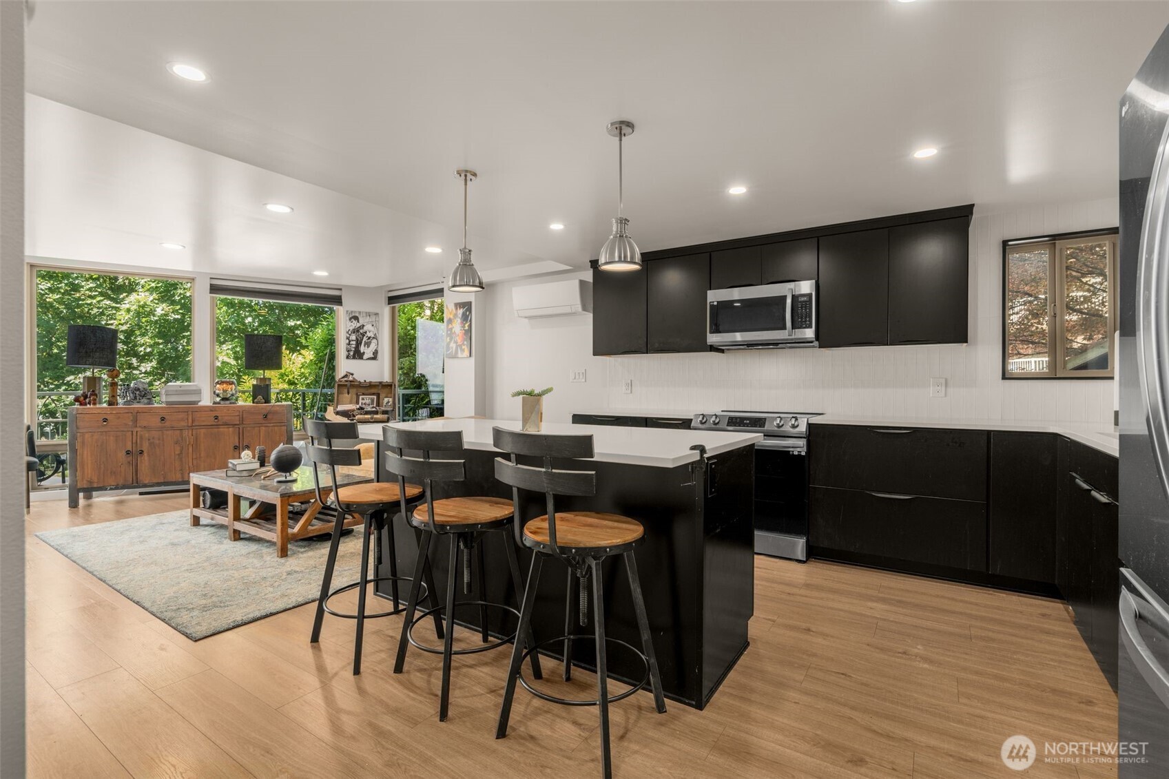 507 W Mercer St #401, Seattle, WA 98119, photo 5 of 29