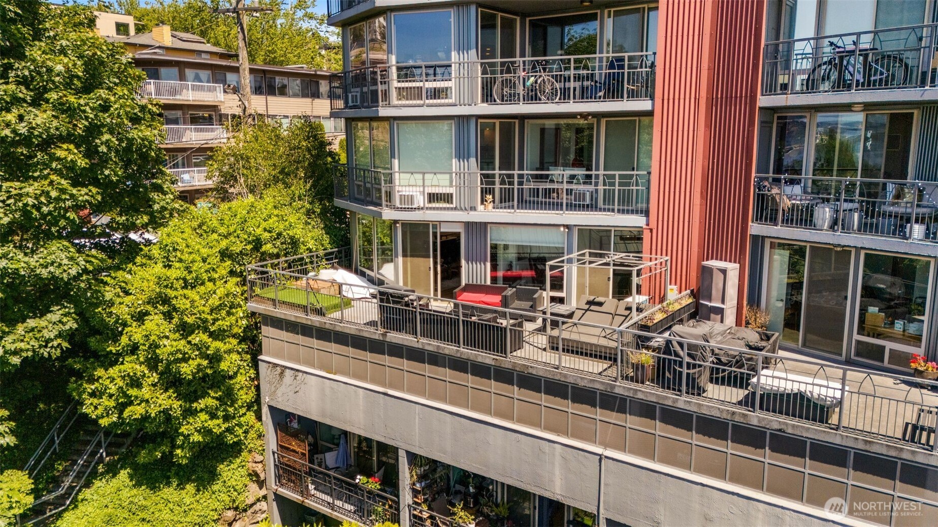 507 W Mercer St #401