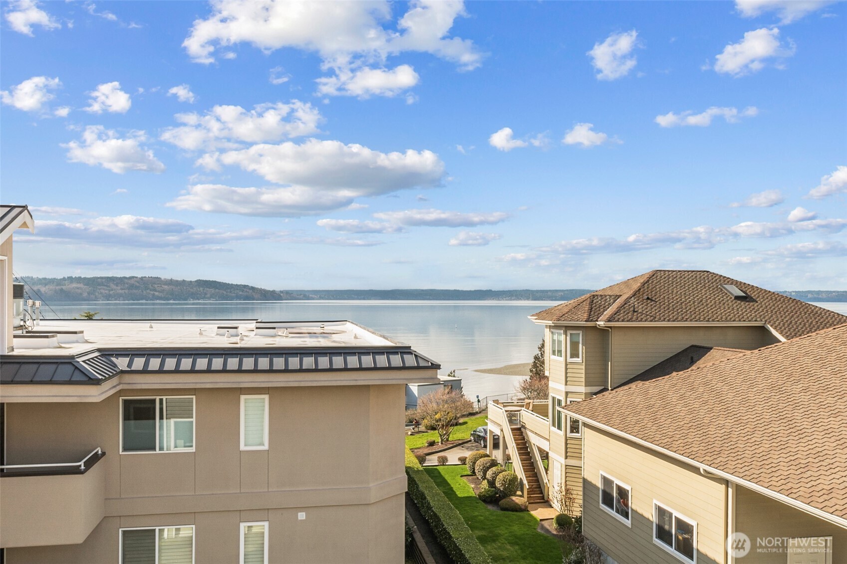 22211 6th Avenue S #301