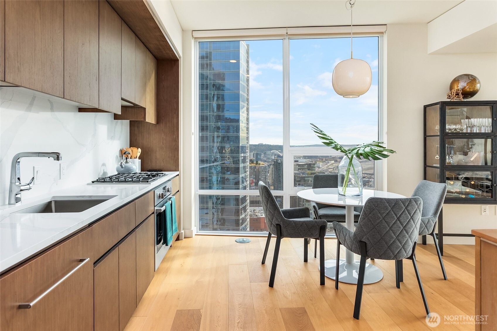 121 Stewart Street #2505, Seattle, WA 98101, photo 4 of 40