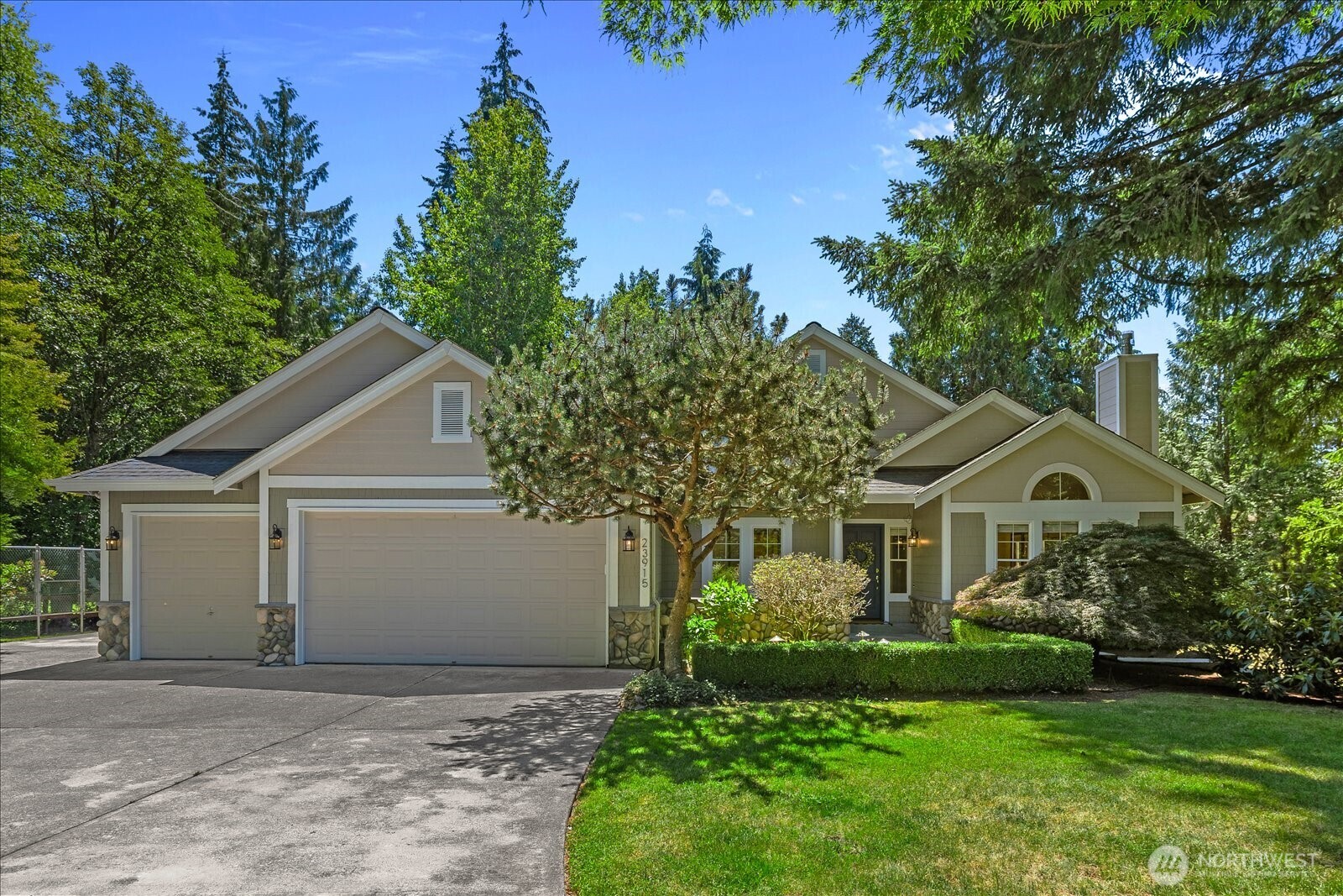 23915 NE 80th Street