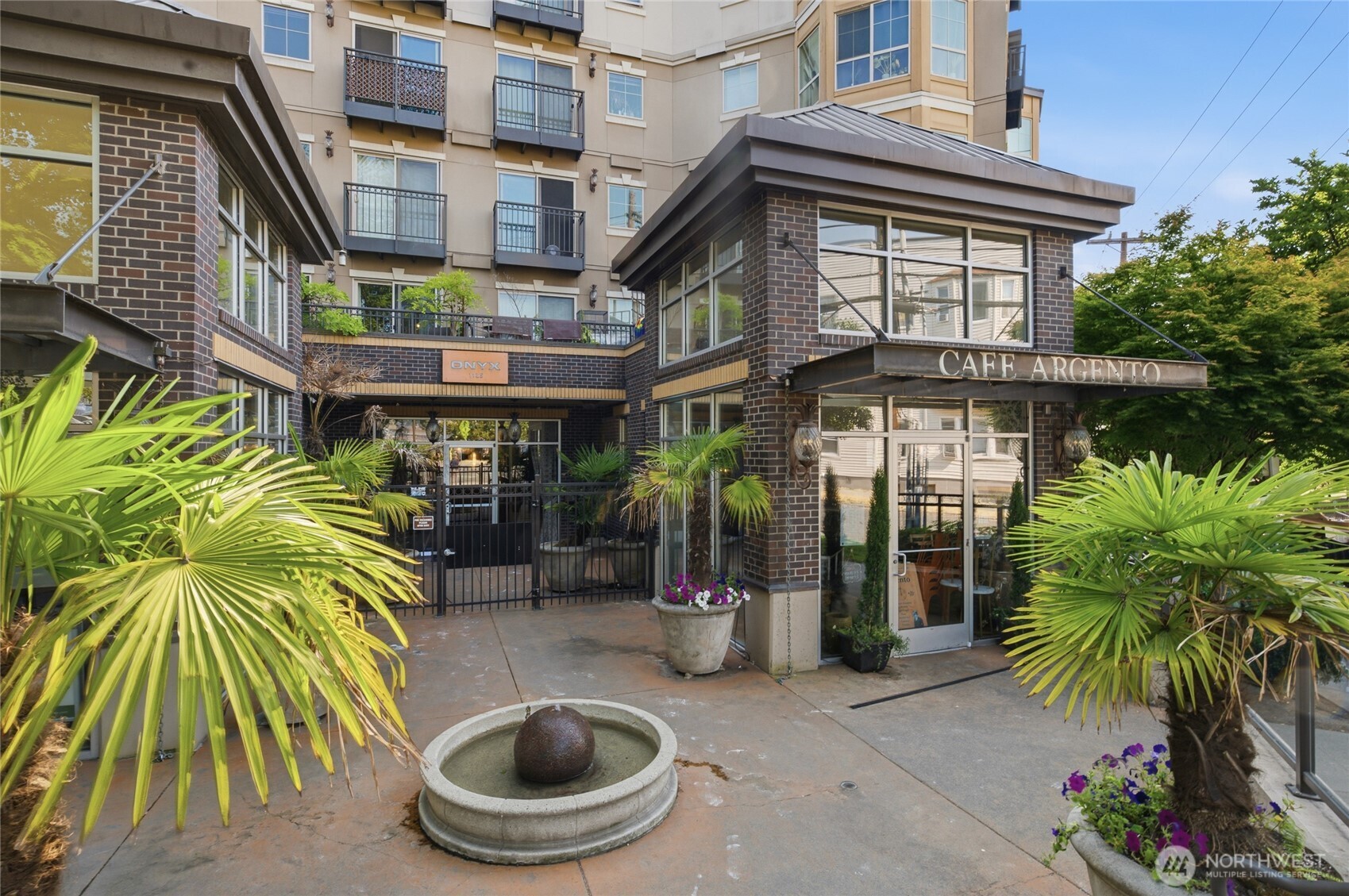 1125 E Olive Street #604, Seattle, WA 98122, photo 3 of 35