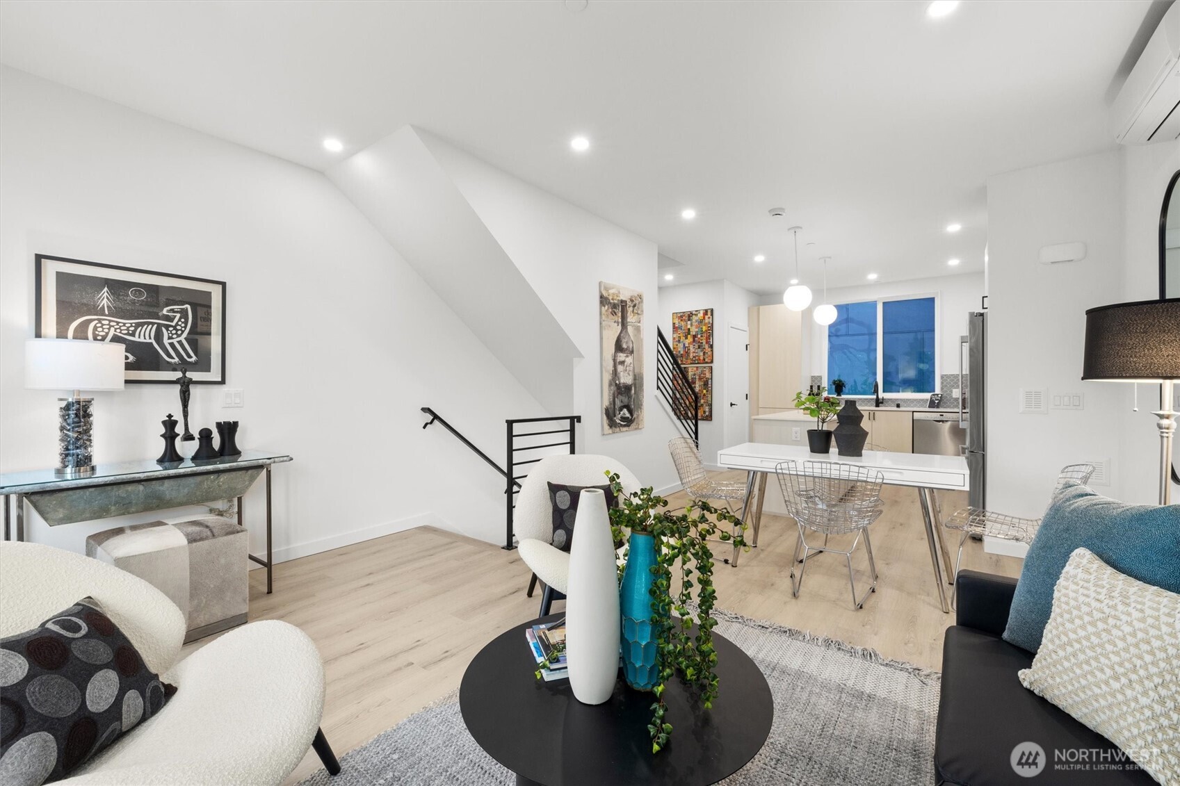 6602 Carleton Avenue S #B, Seattle, WA 98108, photo 4 of 26