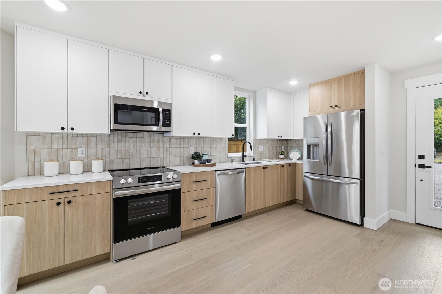 1409 29th Avenue, Seattle, WA 98122, photo 3 of 28