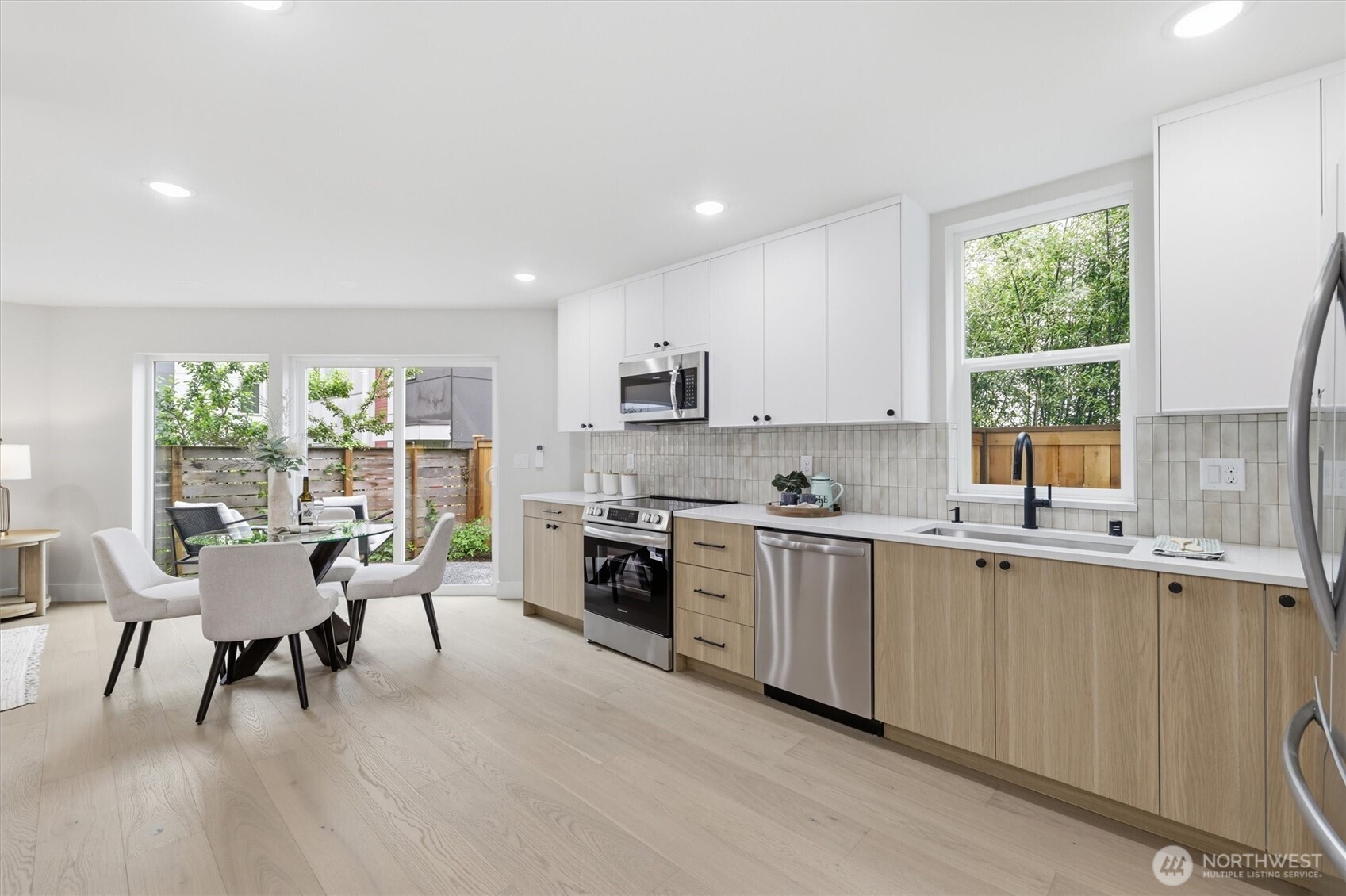 1409 29th Avenue, Seattle, WA 98122, photo 5 of 28