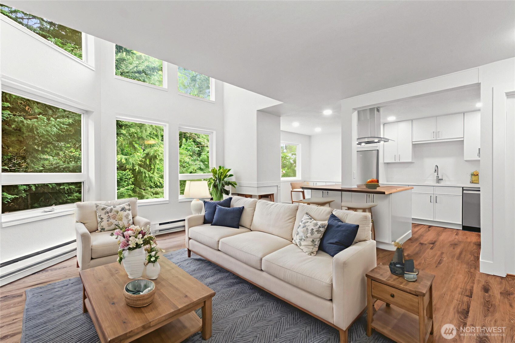 3423 W Government Way #8, Seattle, WA 98199, photo 2 of 29