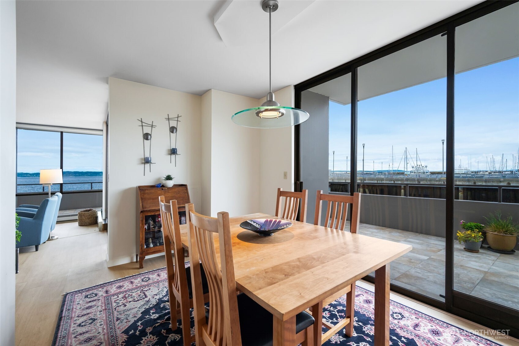 6533 Seaview Avenue NW #101A, Seattle, WA 98117, photo 5 of 36