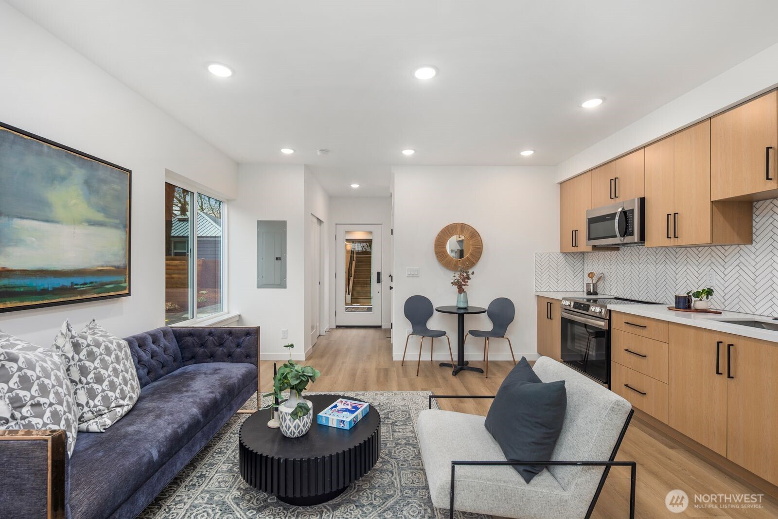 806 C S Rose Street, Seattle, WA 98108, photo 4 of 16