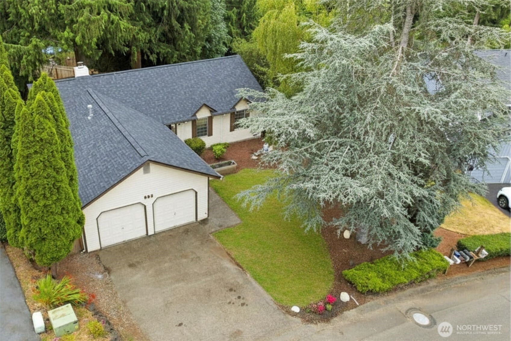 983 NE Marwood Drive