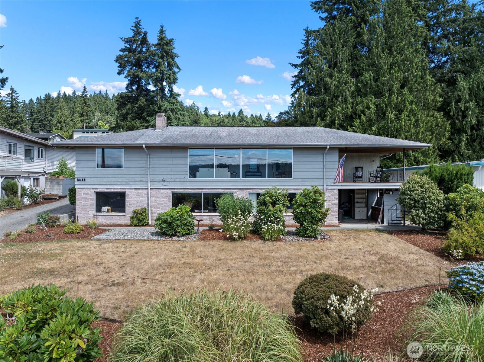 18146 9th Avenue NE