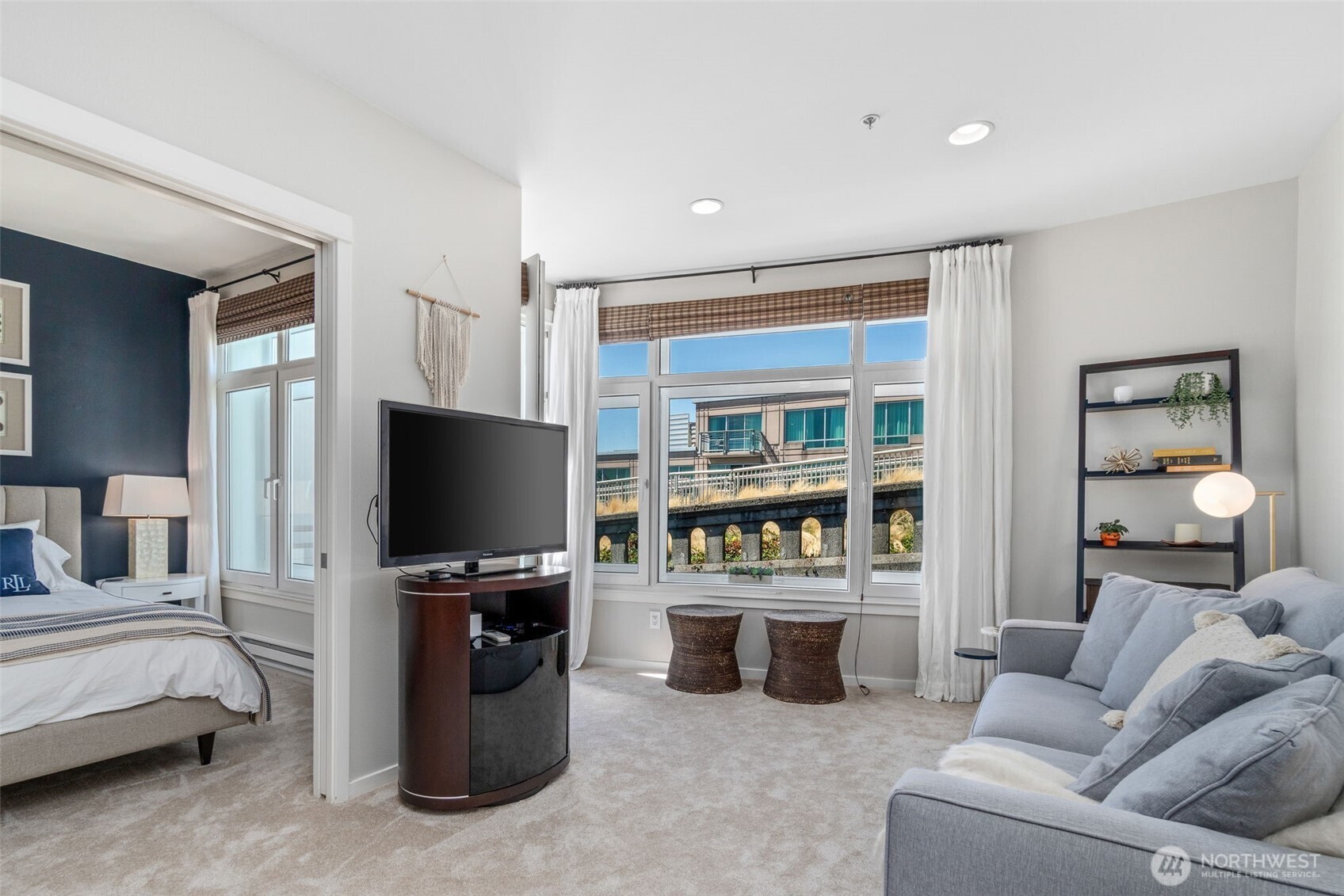 2000 Alaskan Way #543, Seattle, WA 98121, photo 2 of 34