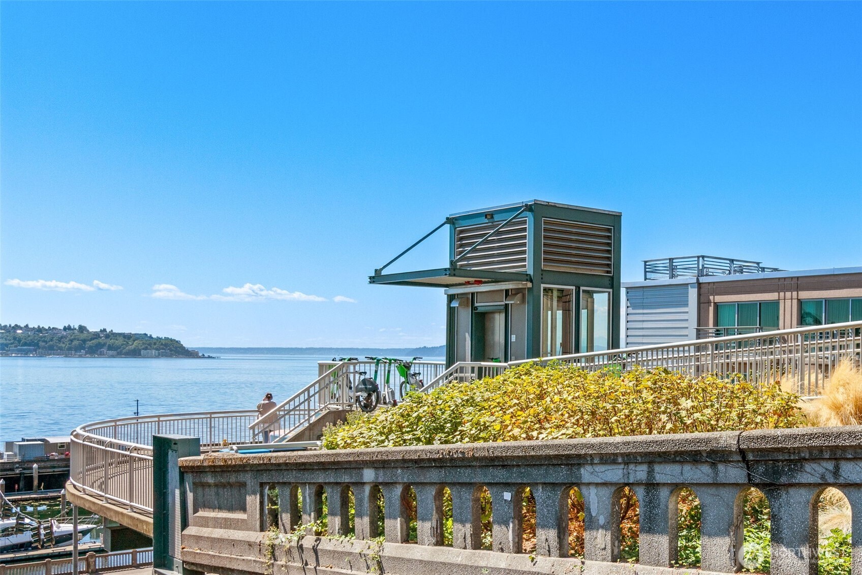 2000 Alaskan Way #543, Seattle, WA 98121, photo 5 of 34