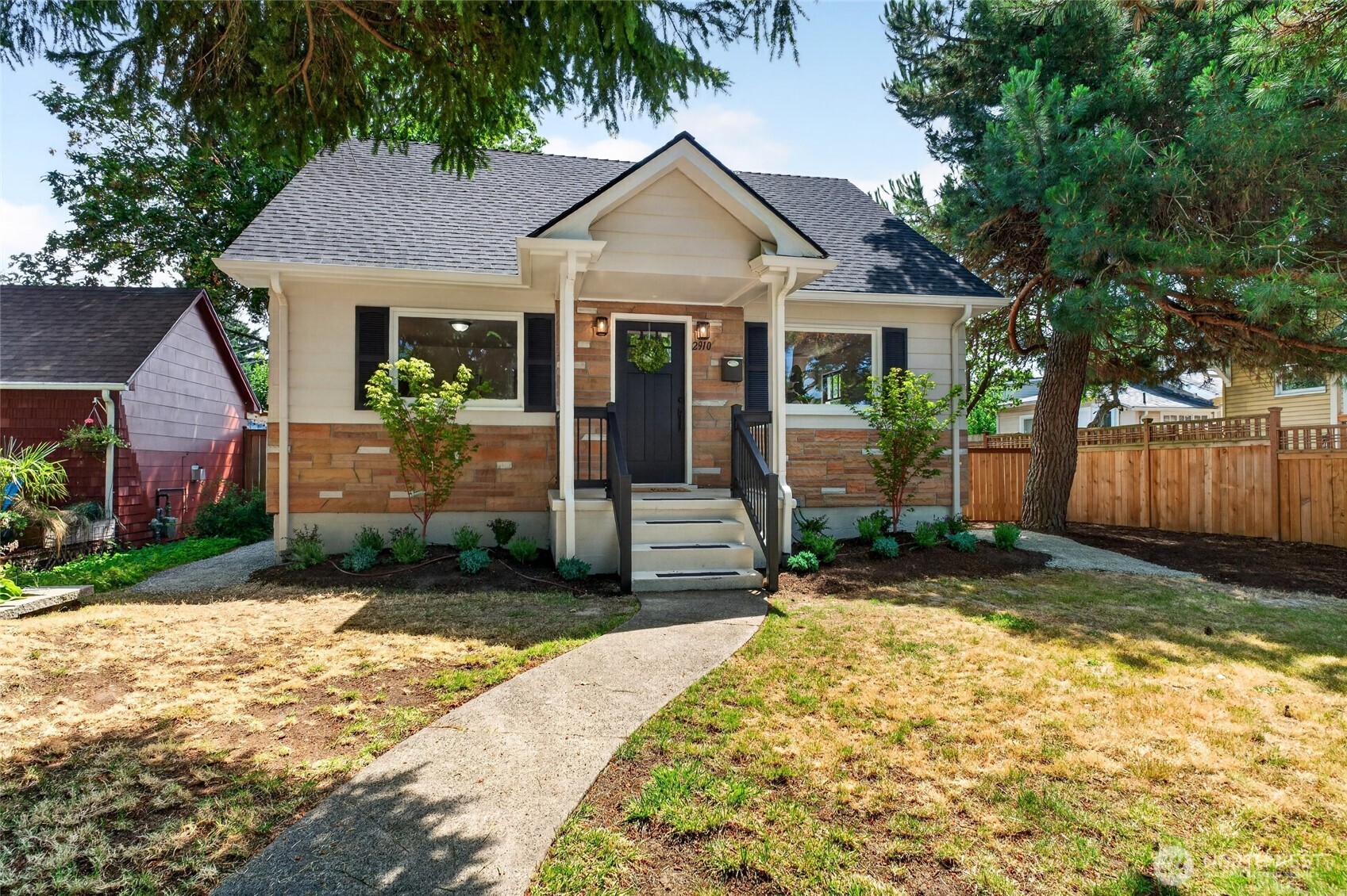 2910 N 9th Street