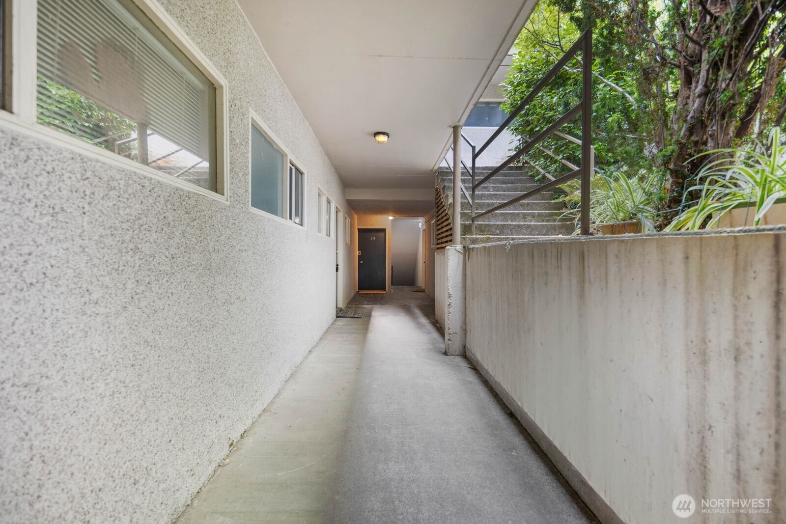 632 13th Avenue E #19, Seattle, WA 98102, photo 5 of 44