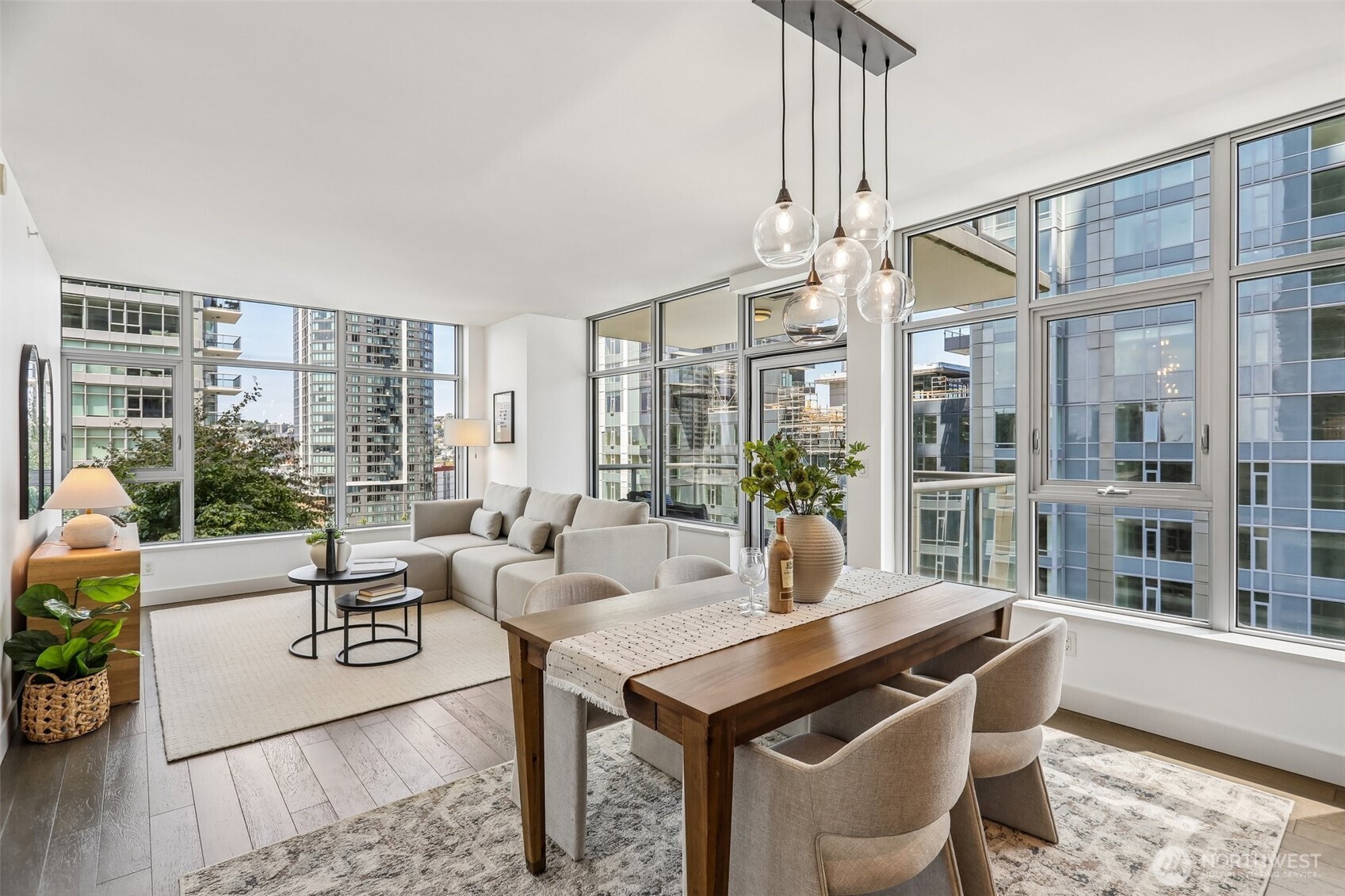 588 Bell Street #1102