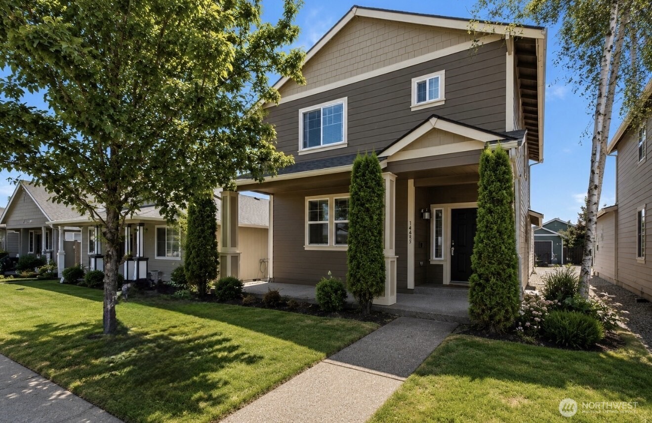14453 100th Avenue SE, Yelm, WA 98597, photo 2 of 3