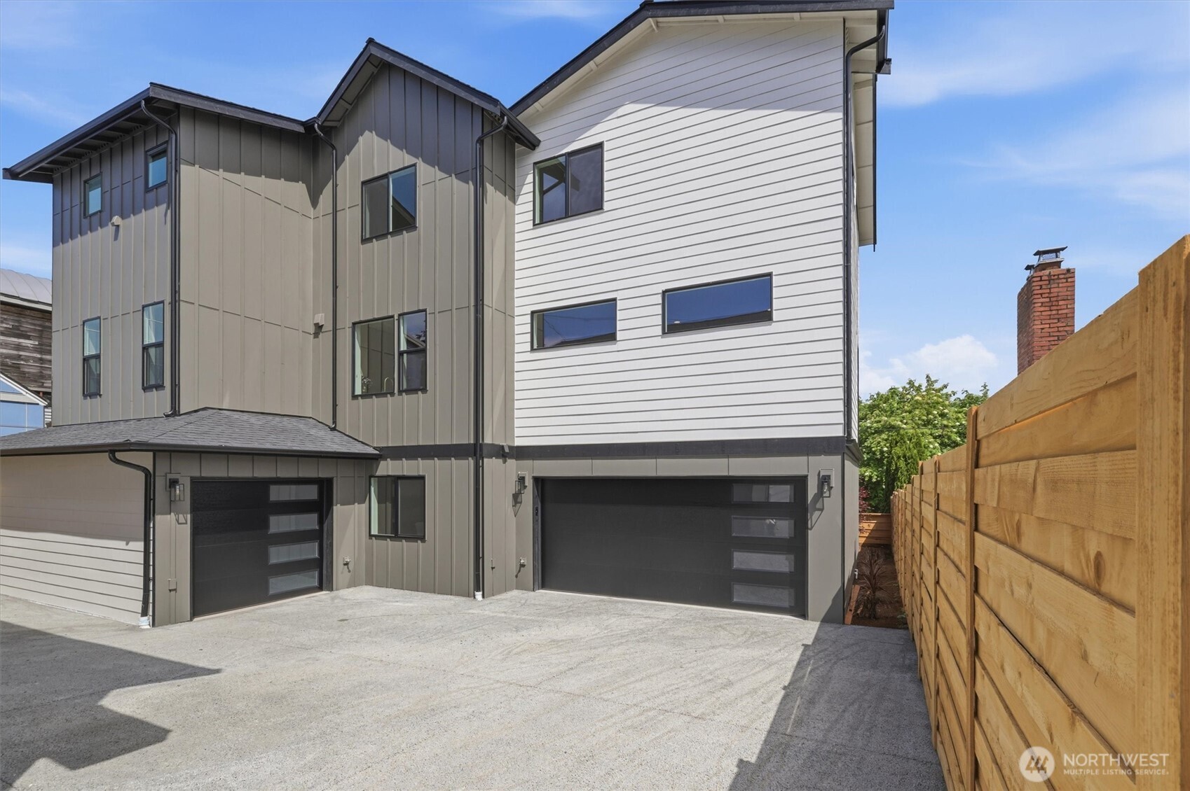 2615 NW 87th Street, Seattle, WA 98117, photo 4 of 37