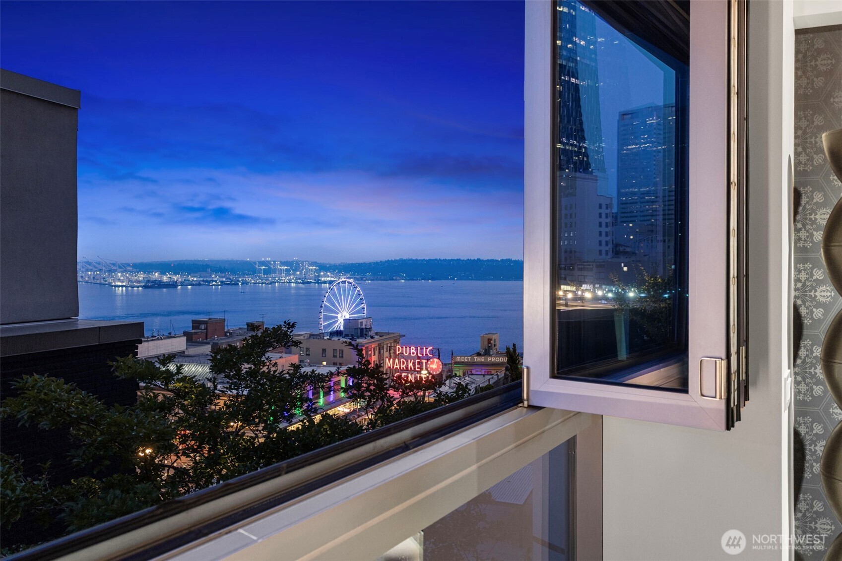 1521 2nd Avenue #802