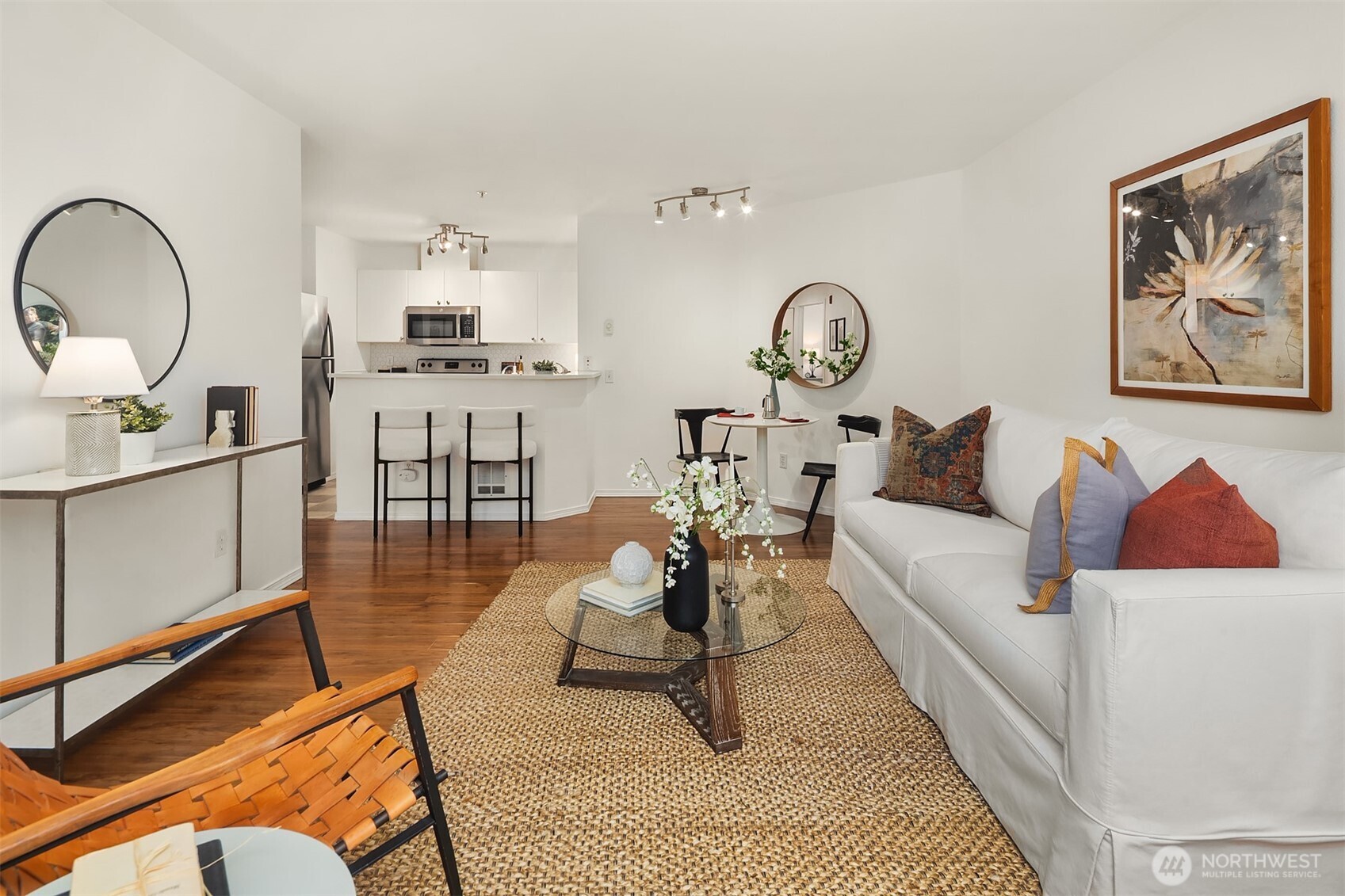 323 Queen Anne Avenue N #217, Seattle, WA 98109, photo 4 of 36