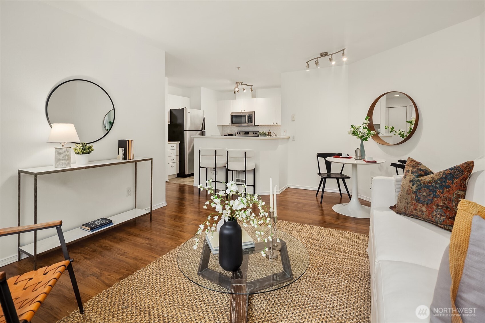 323 Queen Anne Avenue N #217, Seattle, WA 98109, photo 5 of 36