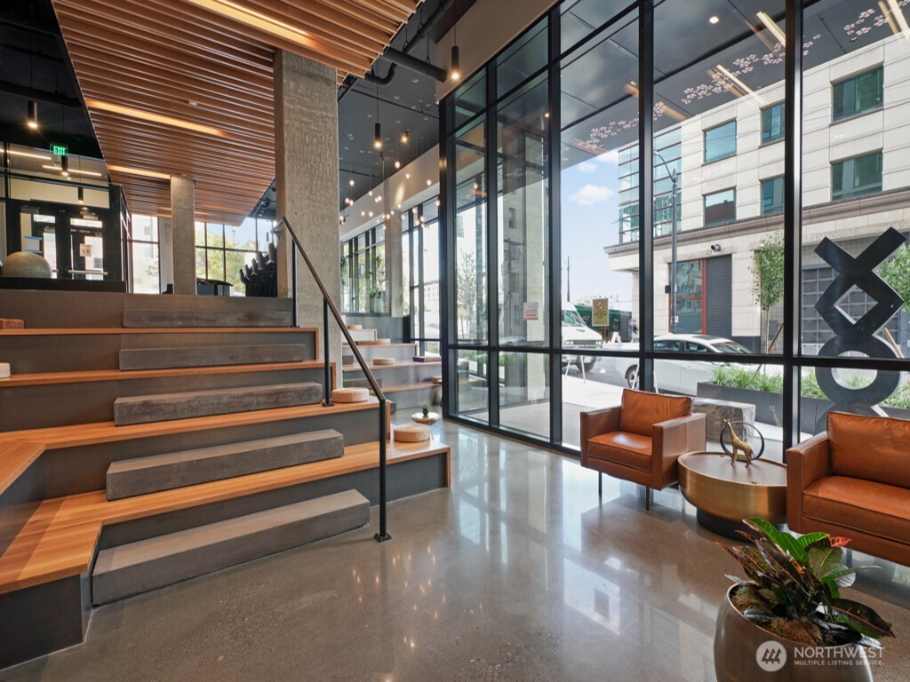 450 S Main Street #708, Seattle, WA 98104, photo 3 of 37