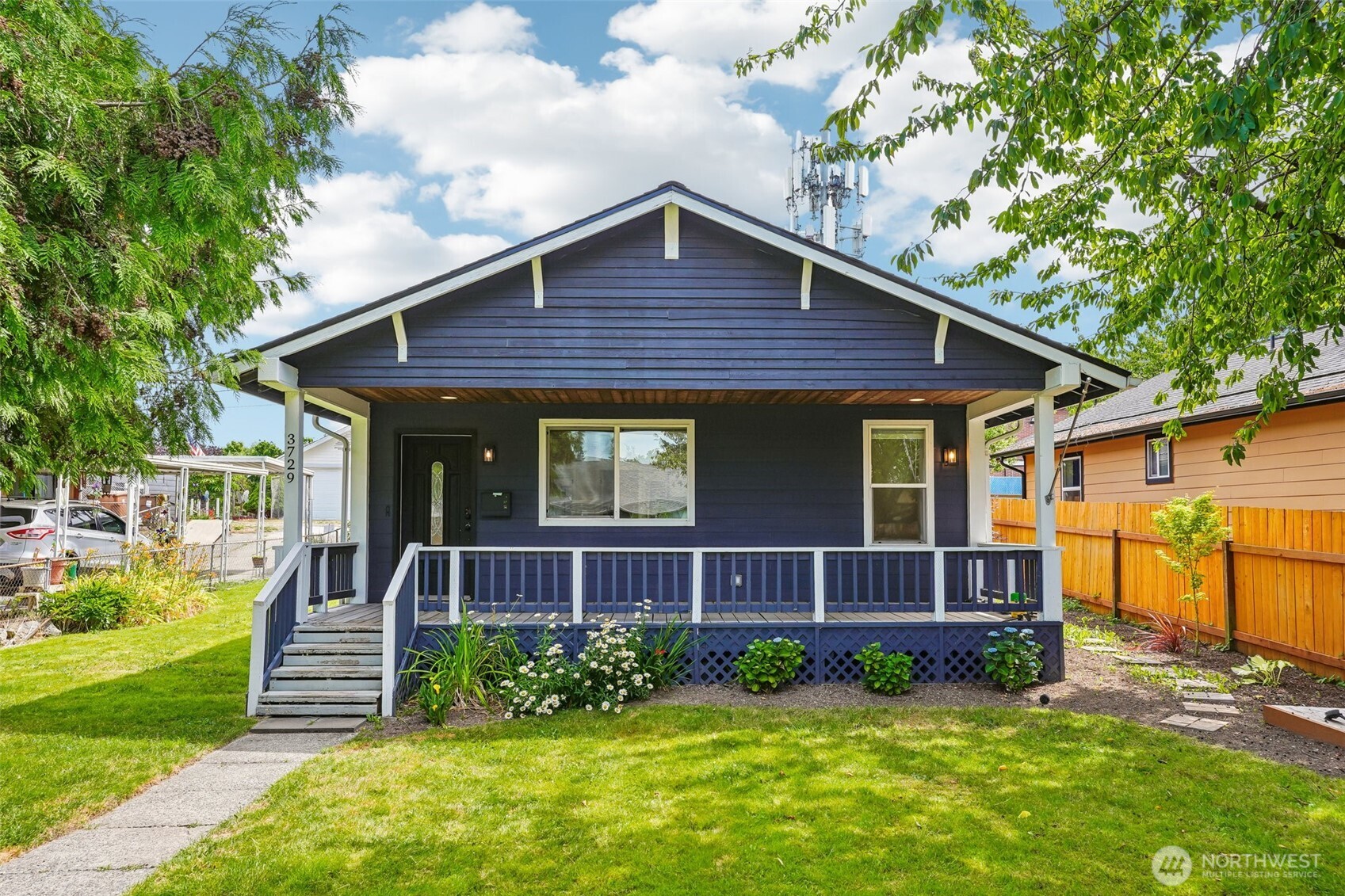 3729 S Cushman