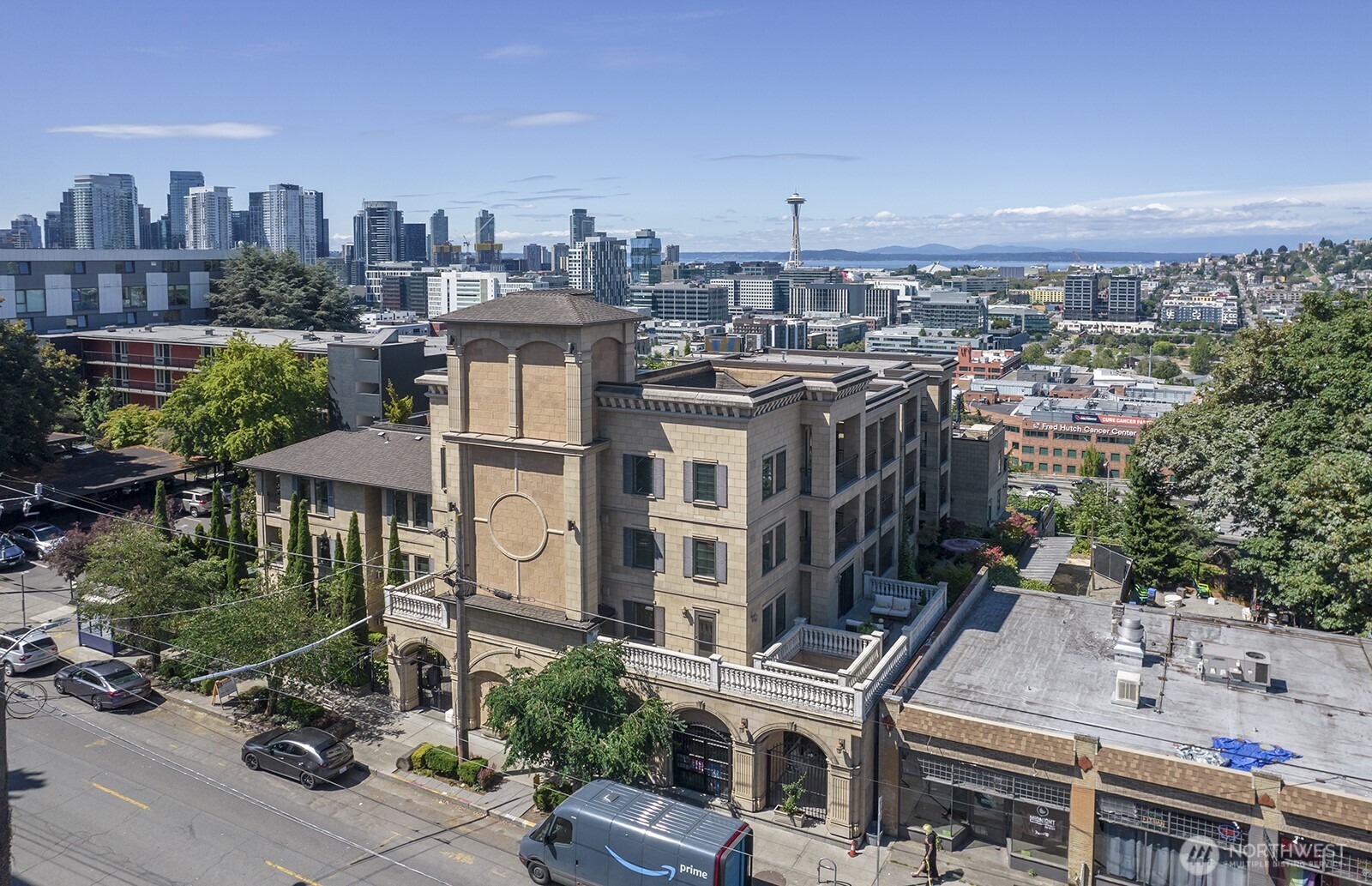 745 Bellevue Avenue E #109, Seattle, WA 98102-4484, photo 3 of 32