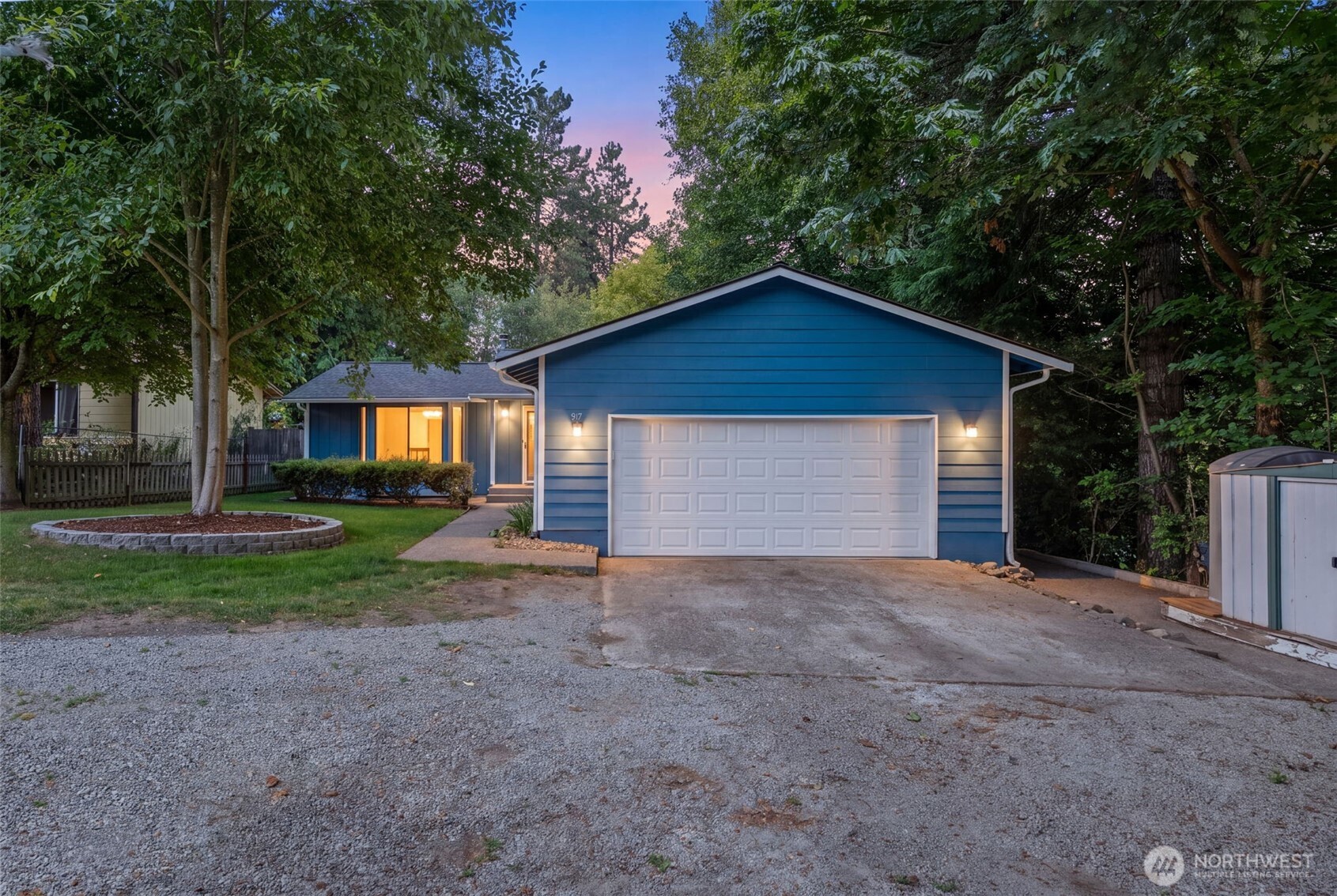 917 N 7th Avenue SW