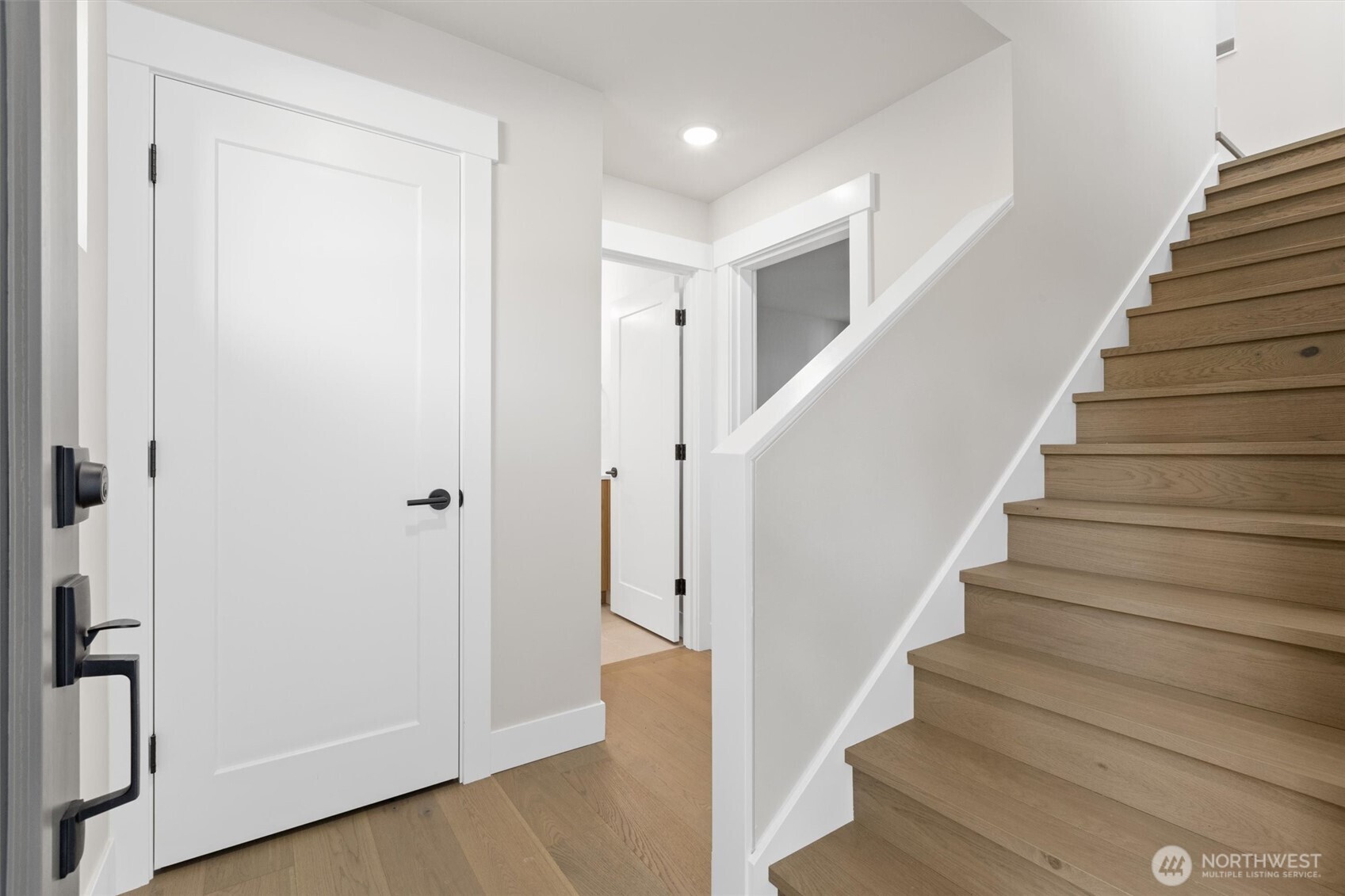 1407 29th Avenue #B, Seattle, WA 98122, photo 2 of 21
