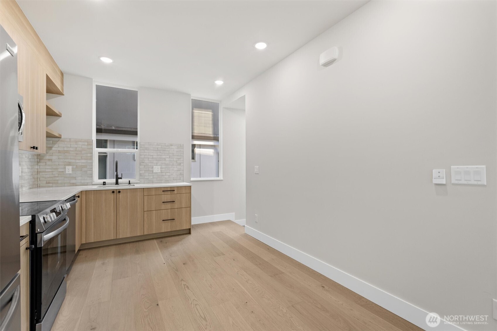 1407 29th Avenue #B, Seattle, WA 98122, photo 5 of 21