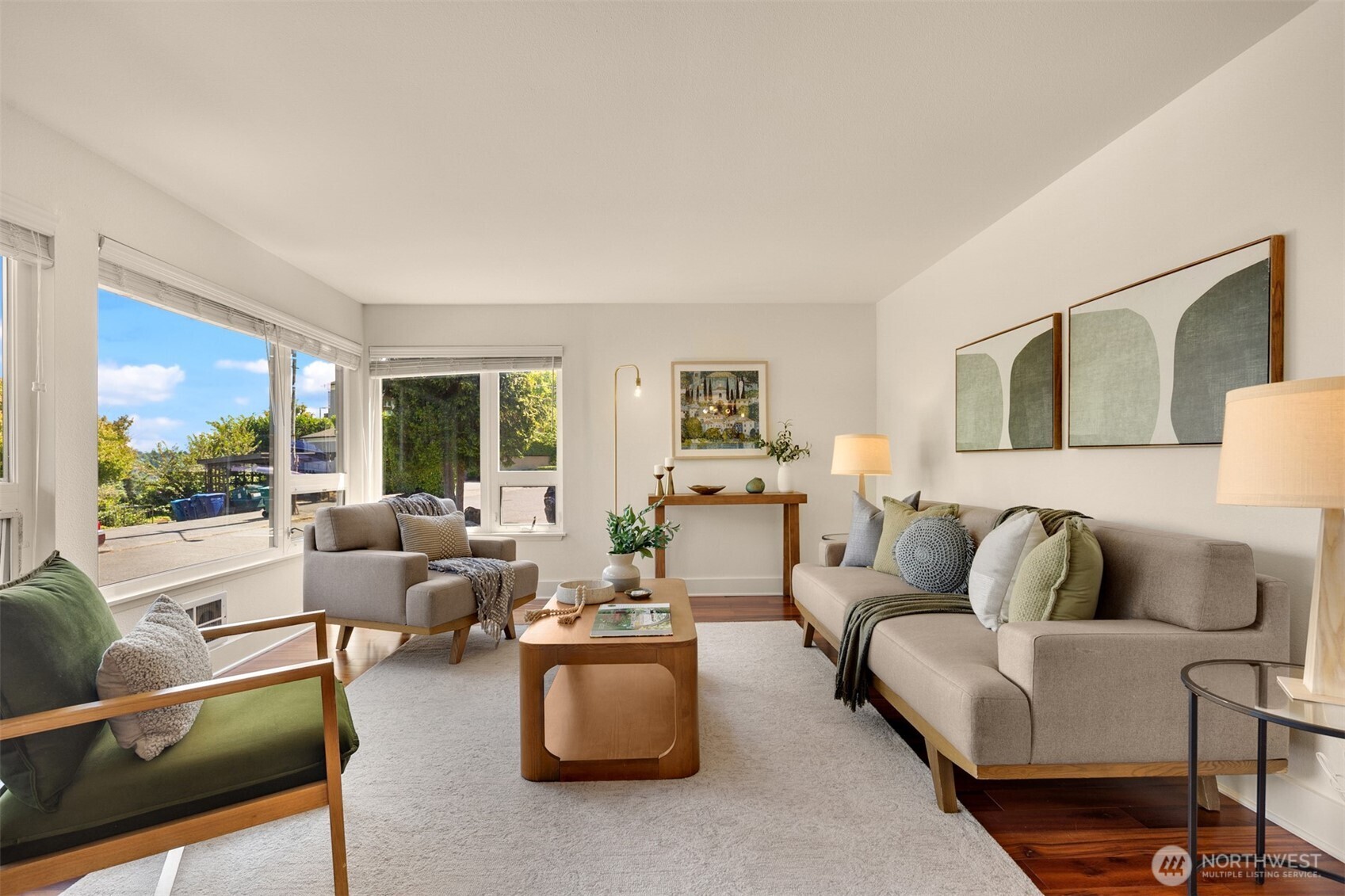 1717 5th Avenue N #101, Seattle, WA 98109, photo 4 of 27