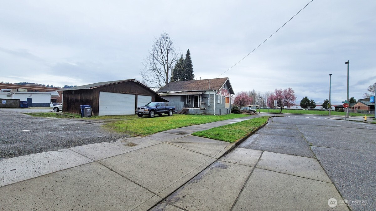 504 W Main Street