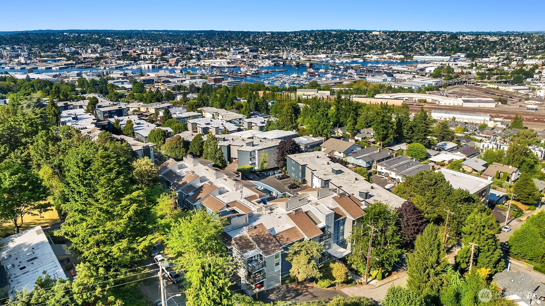 2510 W Bertona #434, Seattle, WA 98199, photo 2 of 33