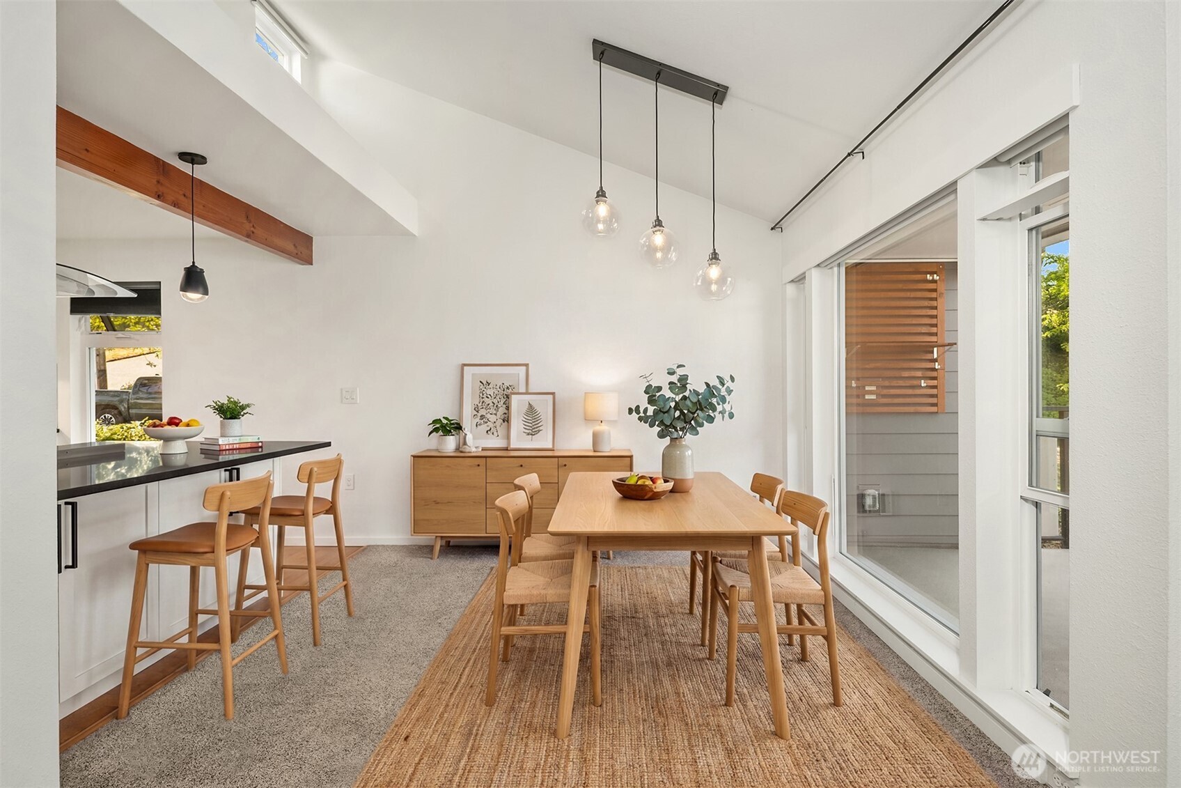 2510 W Bertona #434, Seattle, WA 98199, photo 5 of 33