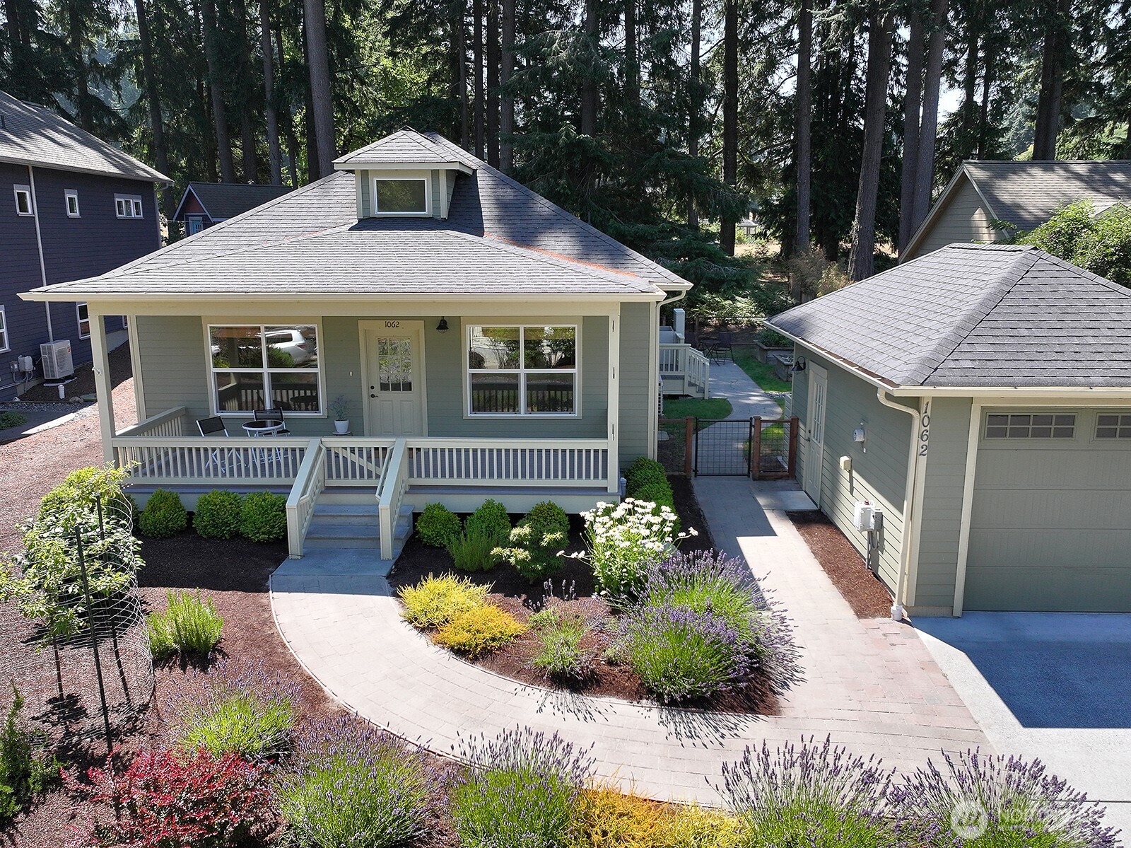 1062 Village Loop