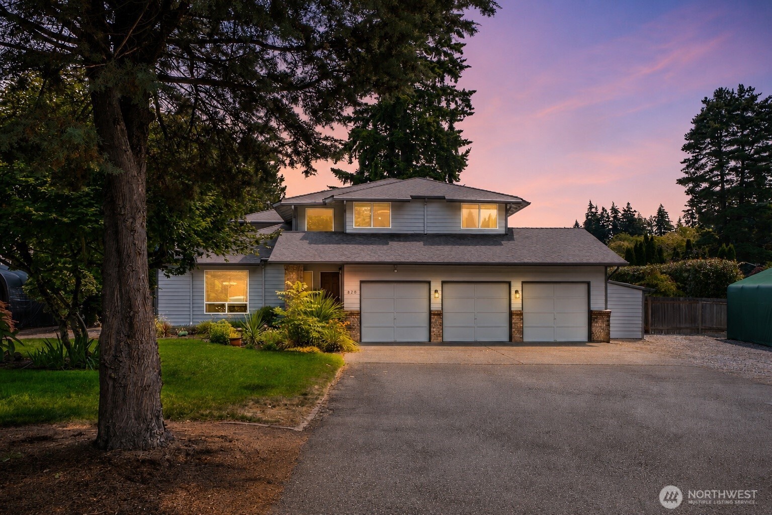 820 Monroe Avenue NE, Renton, WA 98056, photo 2 of 2