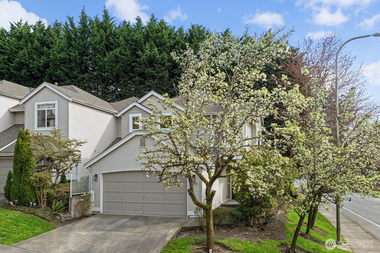 401 S 51st Court