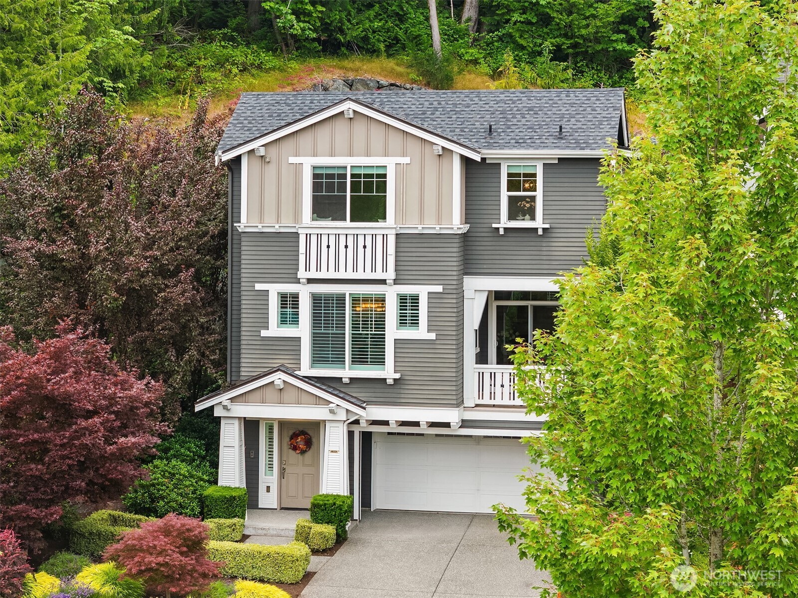 867 224th Avenue NE, Sammamish, WA 98074, photo 3 of 3