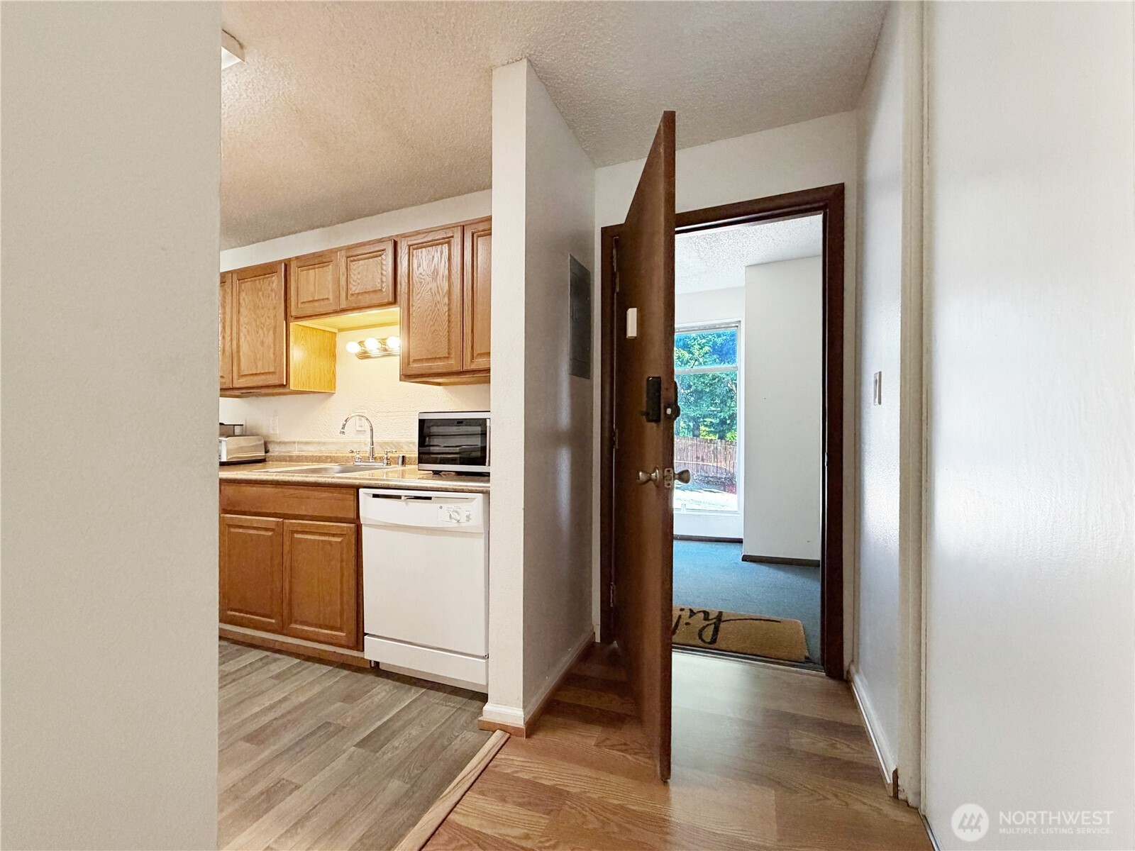 10455 Des Moines Memorial Drive S #N-202, Seattle, WA 98168, photo 5 of 28