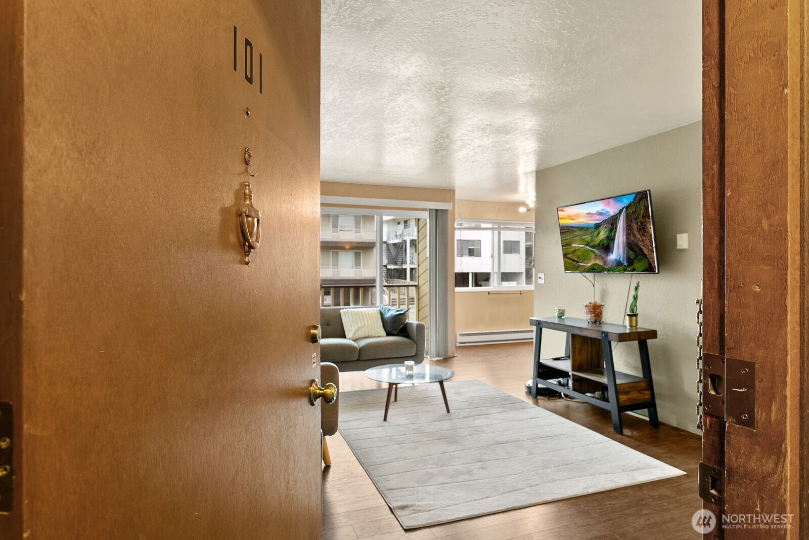 2031 NW 59th Street #101, Seattle, WA 98107, photo 4 of 23