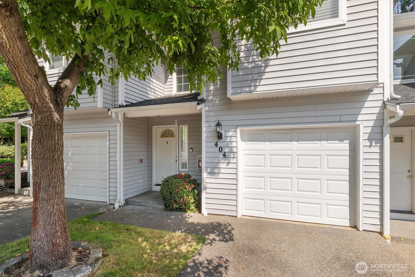 2220 S 336th Street #404, Federal Way, WA 98003, photo 2 of 2
