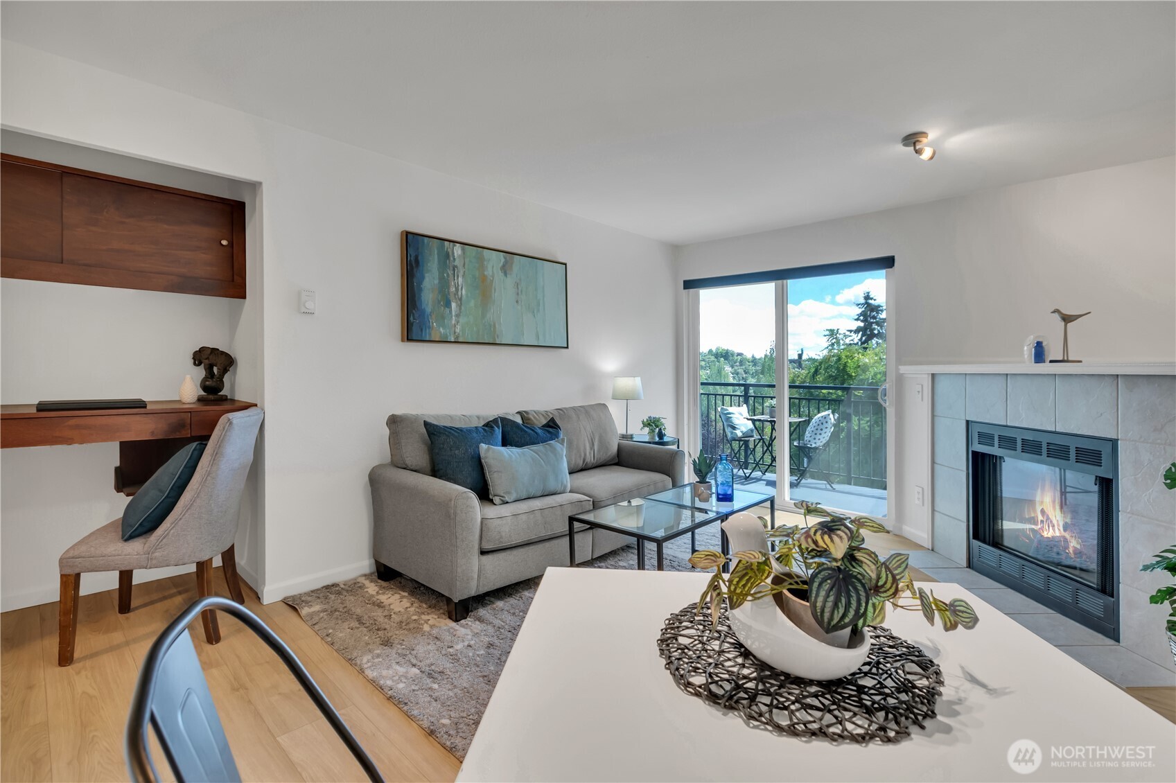 2512 E Madison Street #303, Seattle, WA 98112, photo 3 of 28
